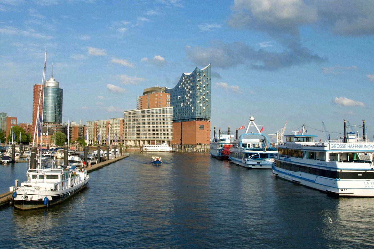 Elbphilharmonie above Hamburg harbour